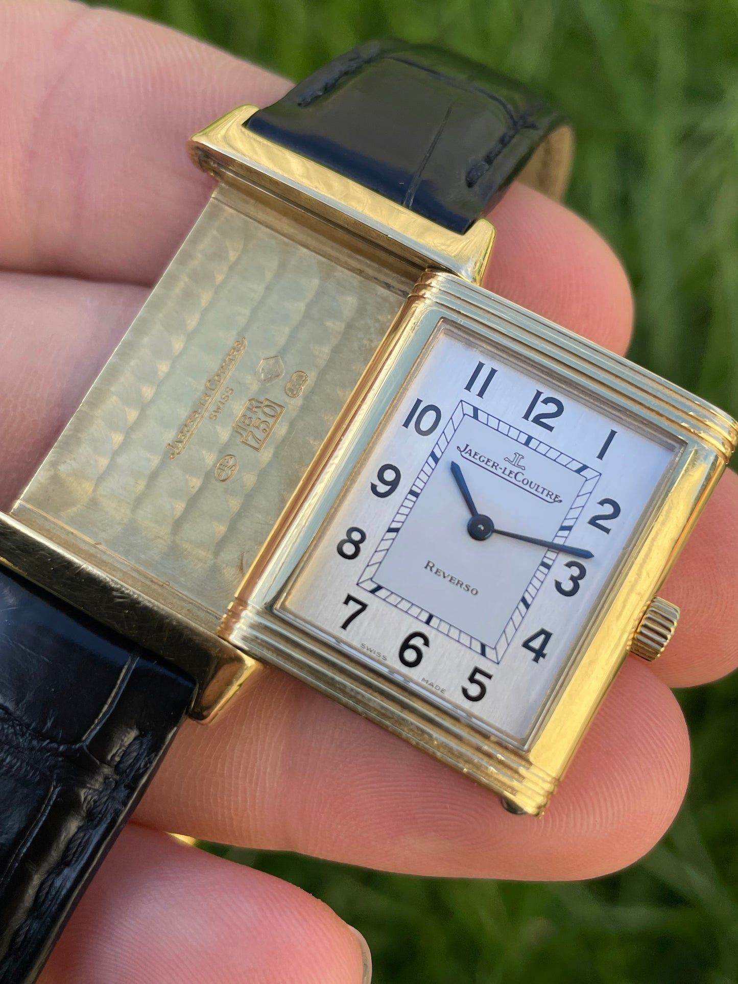 Jaeger-LeCoultre Reverso 18k Yellow Gold