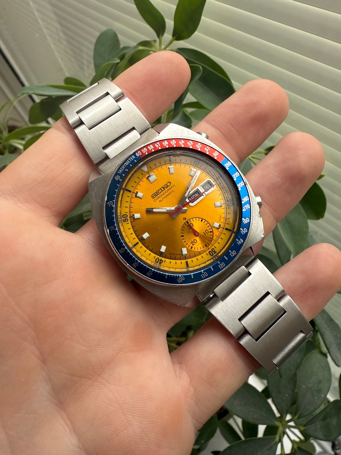 Seiko Pogue Vintage Chronograph Watch 6139-6002