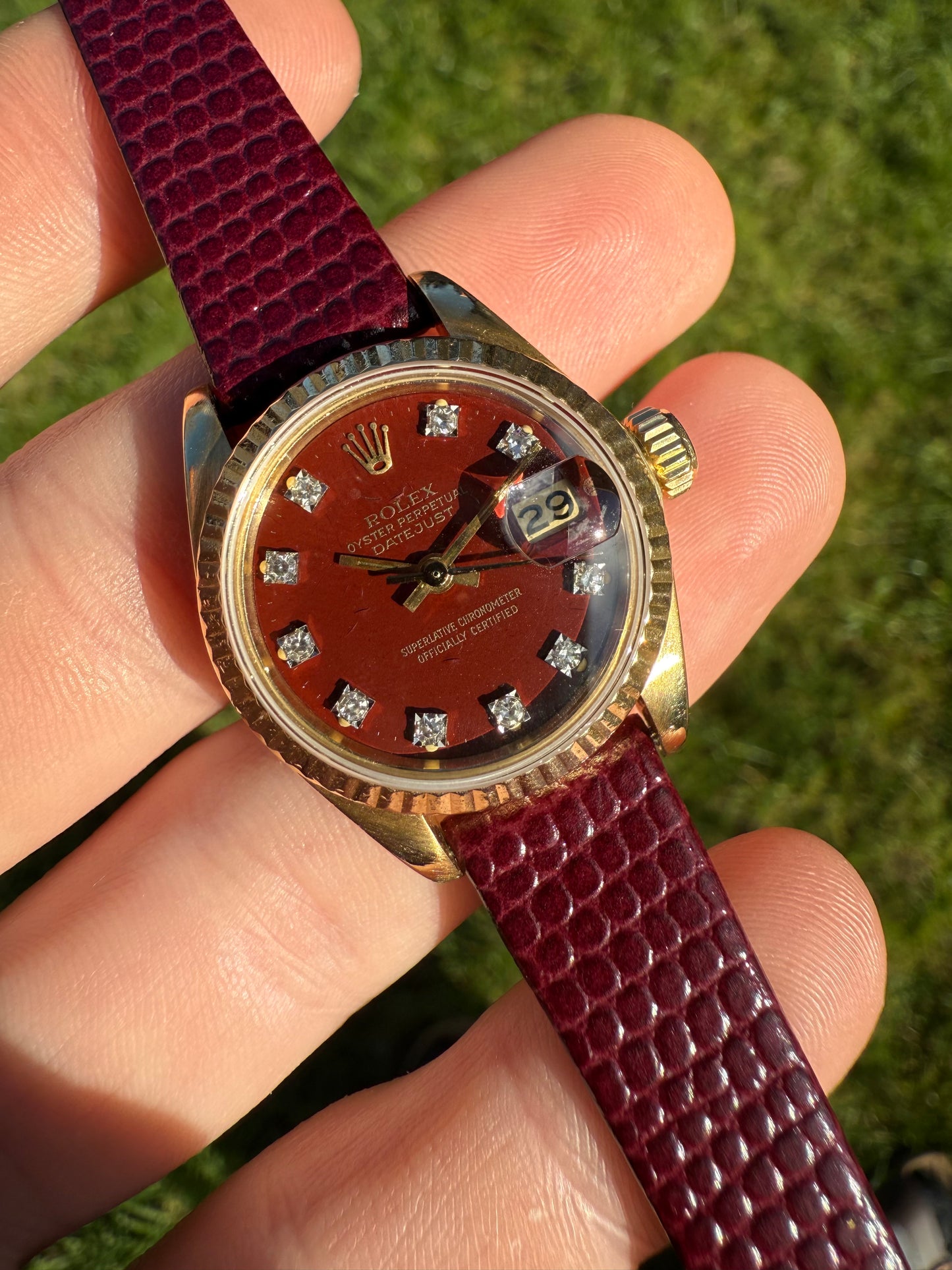 Rolex Lady Datejust 26mm 18k Gold Red Oxblood STELLA Diamond ref.6917