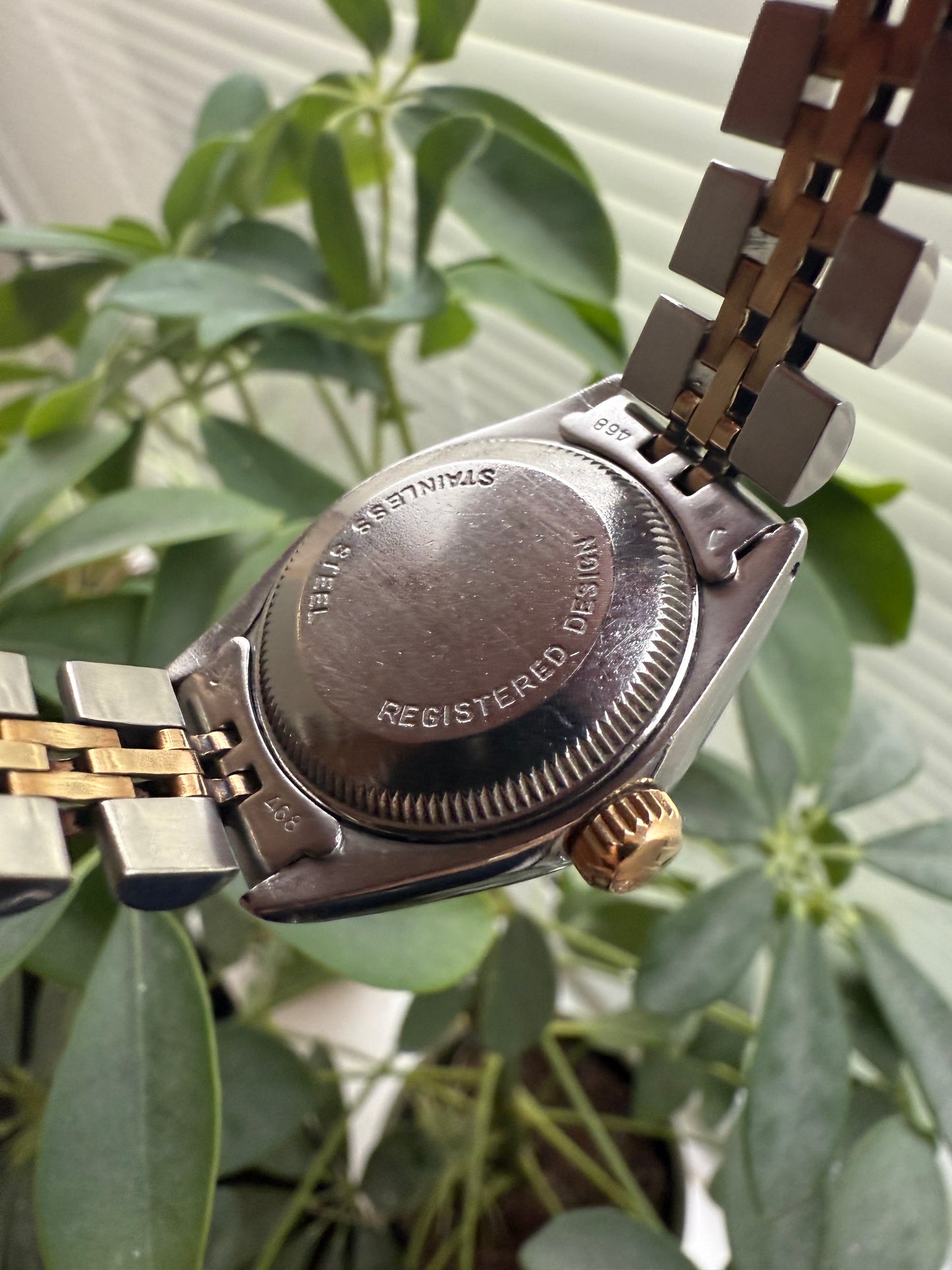 Rolex Lady Datejust 26mm Steel and 18k Gold Linen Dial Ref.6917